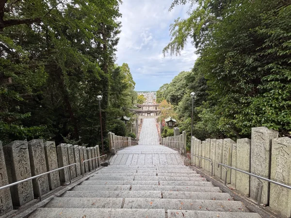 宮地嶽神社・光の道